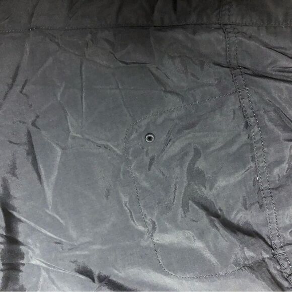 Columbia Woman’s Black Active Shorts, elastic waist, size 2X, length is 6” - Picture 4 of 8